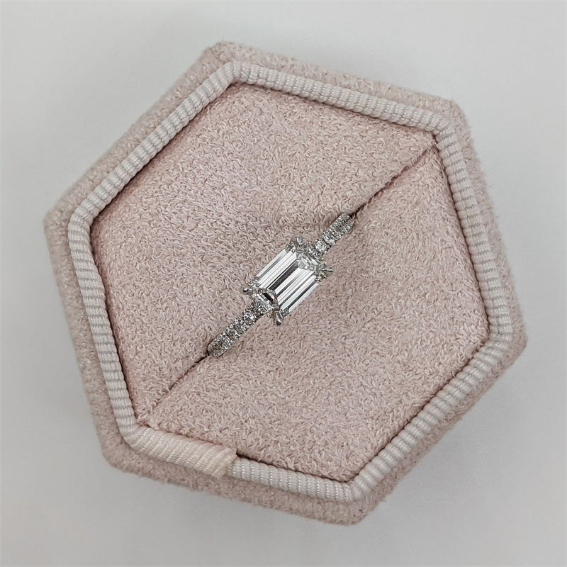 Jewelry Real White Gold Emerald Cut Lab Diamond Ring 1.0 Carat IGI Certificate East West Engagemengt Ring CVD Lab Grown Diamond Womens Gold Ring