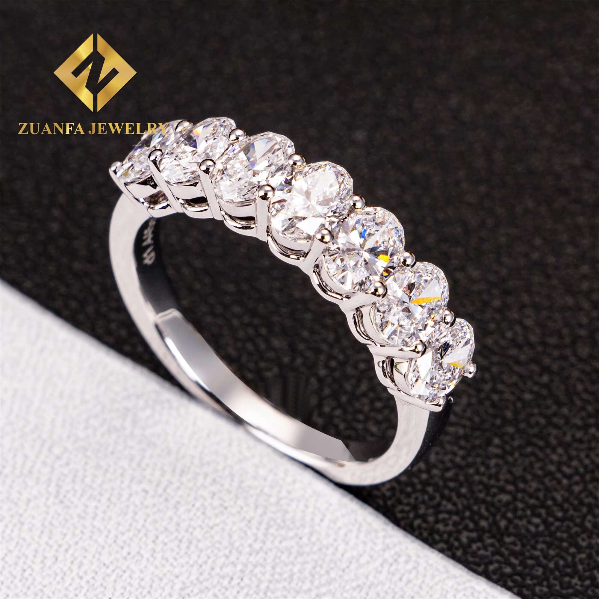 Fine Jewelry 18k Real Gold Luxury Bridal Wedding Oval 30 Points VVS-VS Clarity Lab Grown Diamond Engagement Eternity Band Ring