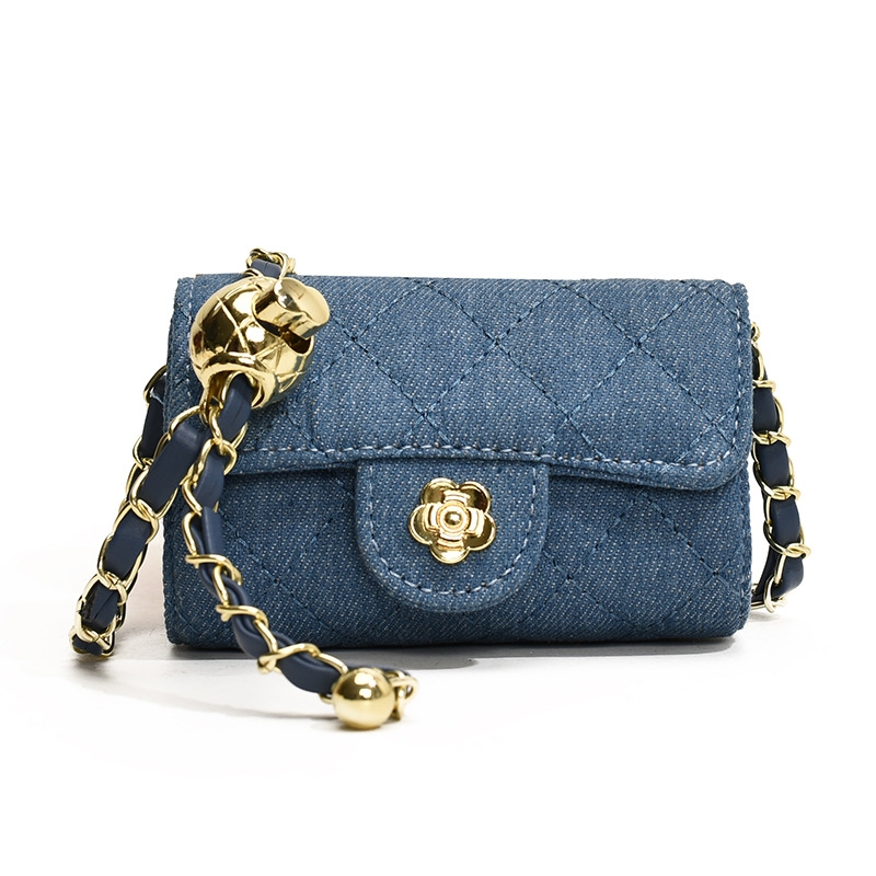 Stylish camellia Little Girl Chain crossbody bag Cute mini Fanny pack