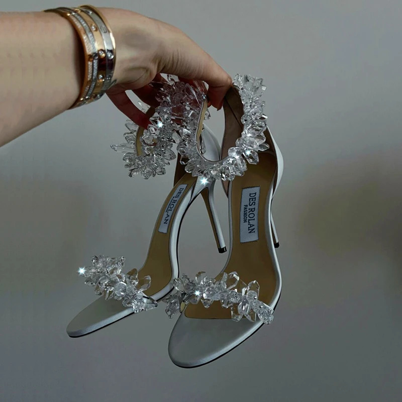 2025 Summer Ice Flower Crystal High Heels Womens Fairy Style Strap Thin Heels White Wedding Shoes Water Diamond Sandals 250328