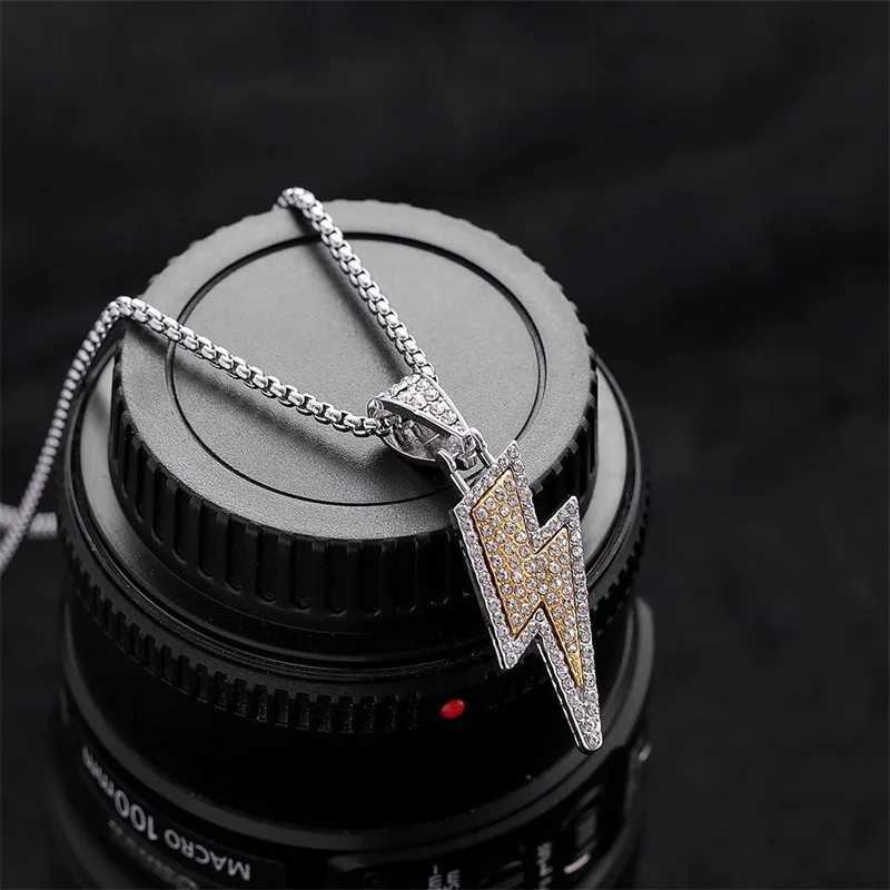 European and American fashion two-color lightning necklace fashionable mens hip-hop personality pendant hip-hop full matching gift Y250329