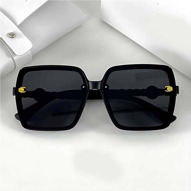 hot free shipping designer Sunglasses for woman Anti-UV vintage Adumbral full frame Sunglasses