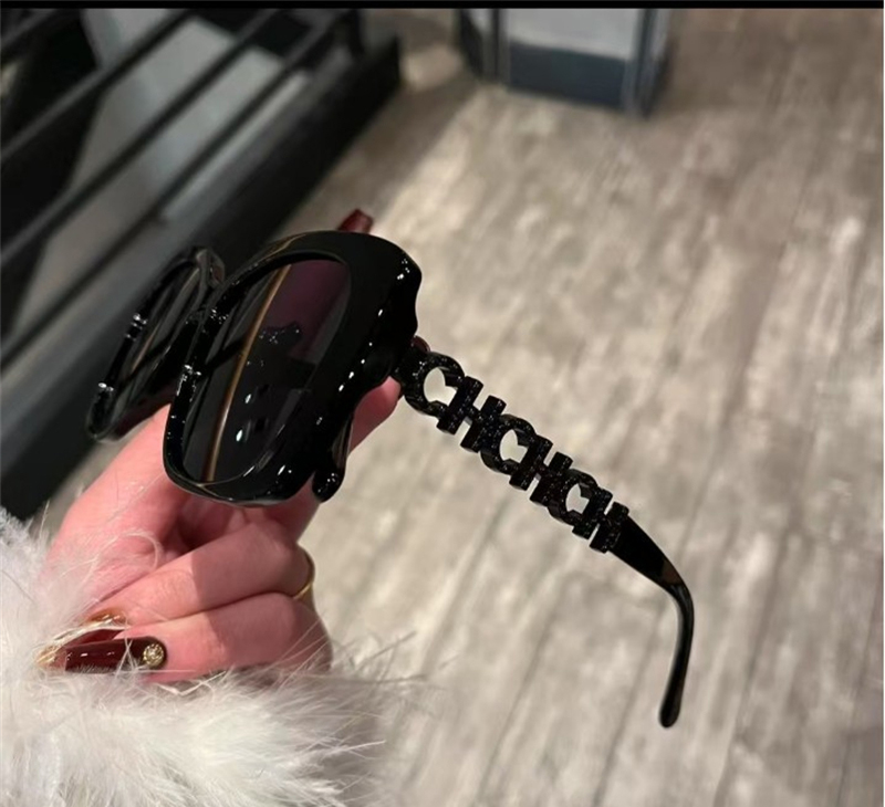 free shipping designer Sunglasses for woman and men Anti-UV vintage black Adumbral Sunglasses