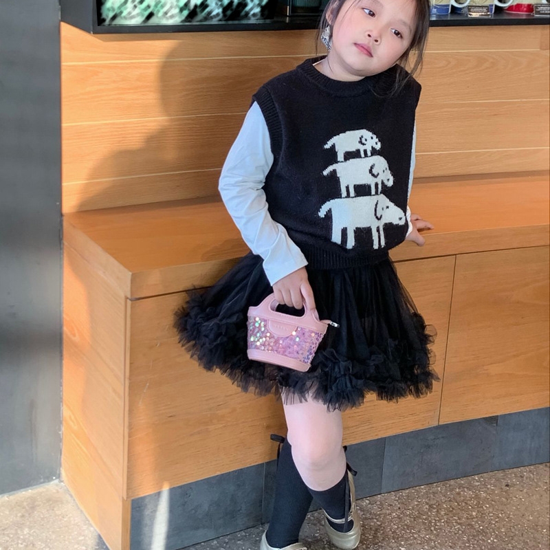 Free shipping hot selling fashion niche everything with sequins girls carrying small bags personality trend baby purse