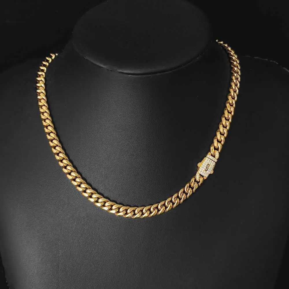Hip Hop Jewelry 8MM Miami Cuban Chain with Diamond Buckle 18k Gold Plated Stainless Steel Cuban Chain Necklace Y250329