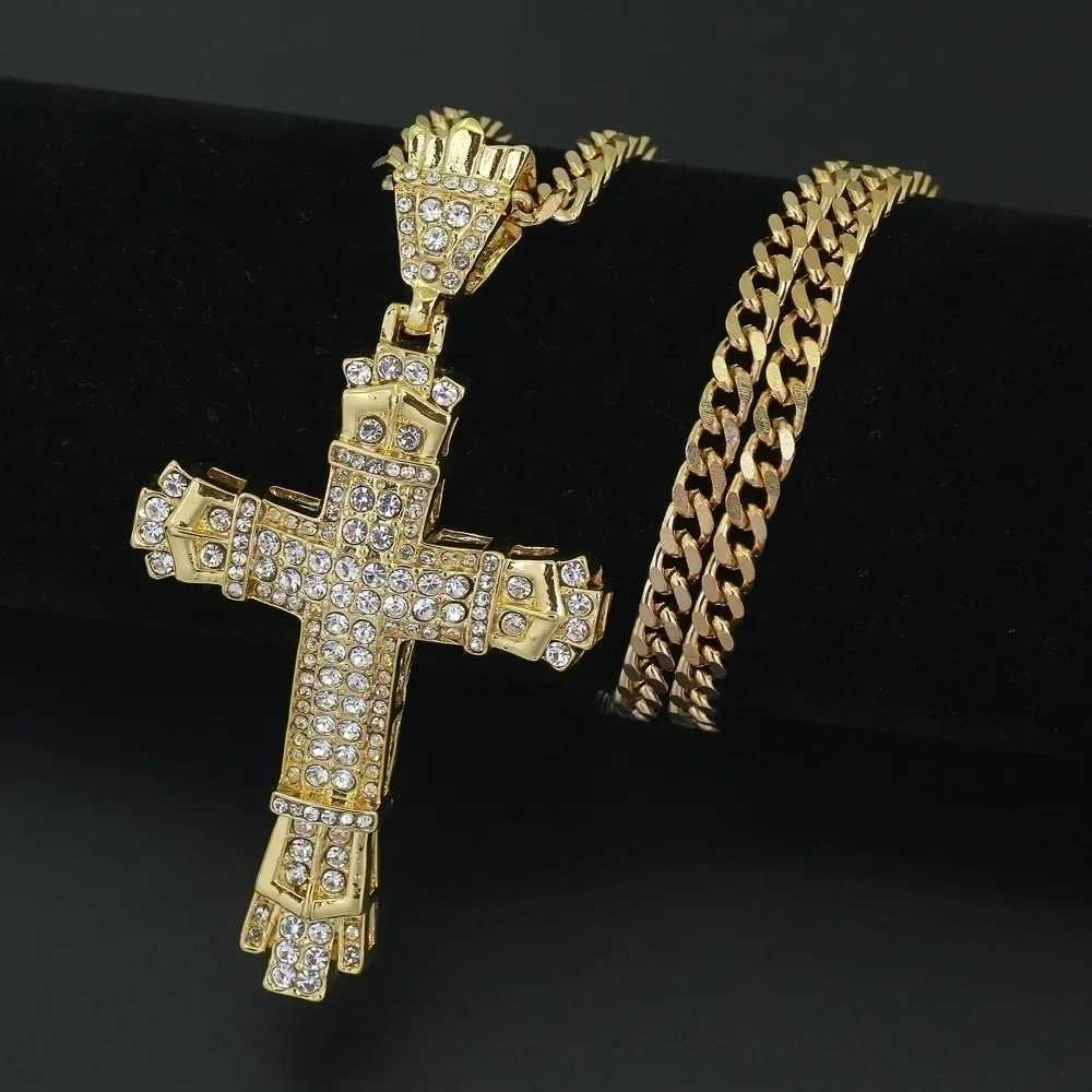 Hip Hop Cross Pendant Necklace Fully Covered with Cubic Zircon Rope Chain Ice Sparkling CZ Womens Jewelry Y250329