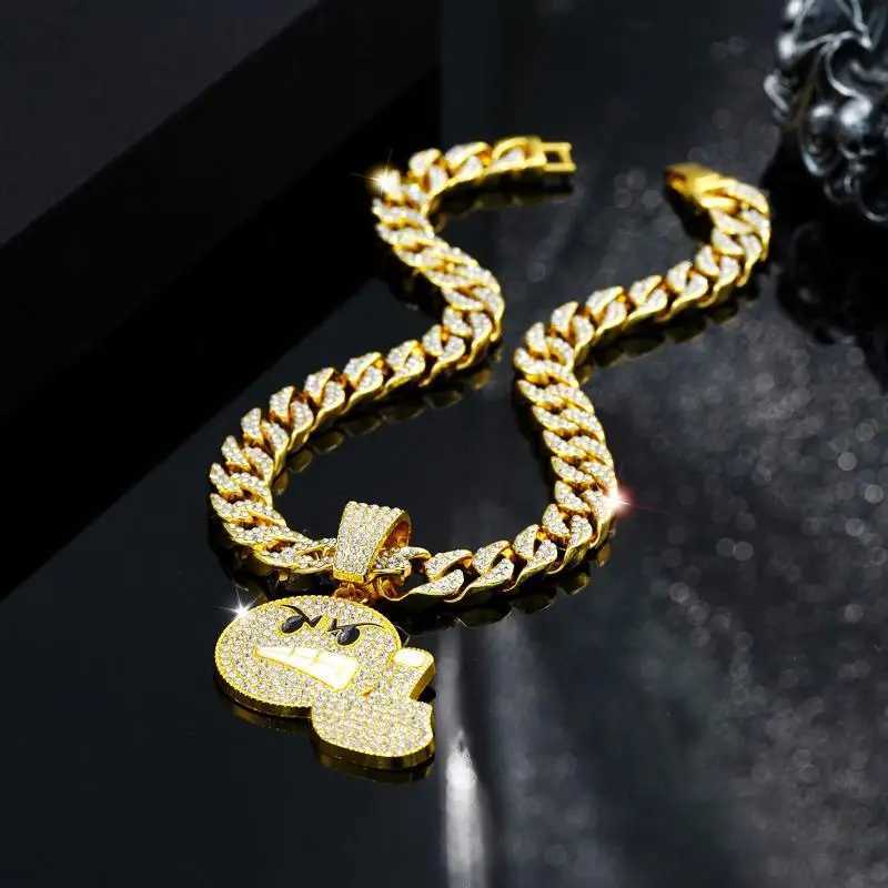 New anger emoji vertical middle finger emoji pendant with zircon personalized hip-hop trend necklace Y250329