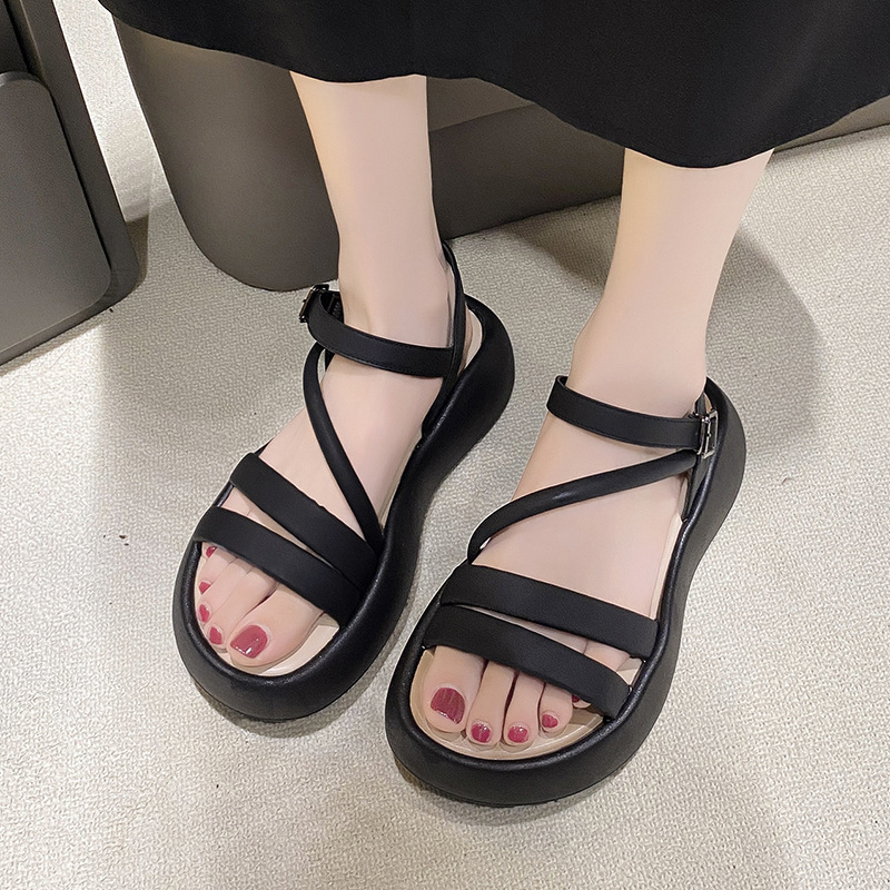 Thick soled sandals free Shipping Designer Slipper Wearing beach shoes outside One word buckle strap Casual women's shoes HOT 2025