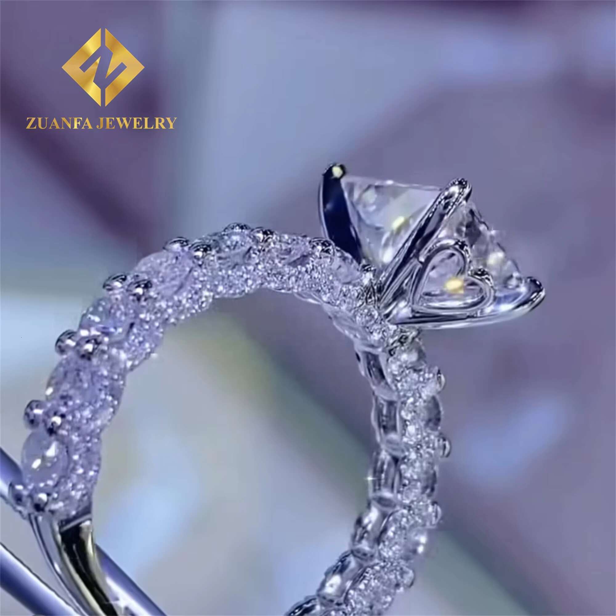 Custom Made Luxury Design Women Wedding Ring Jewelry Real Gold Crushed Radiant VVS Moissanite Diamond Engagement Ring