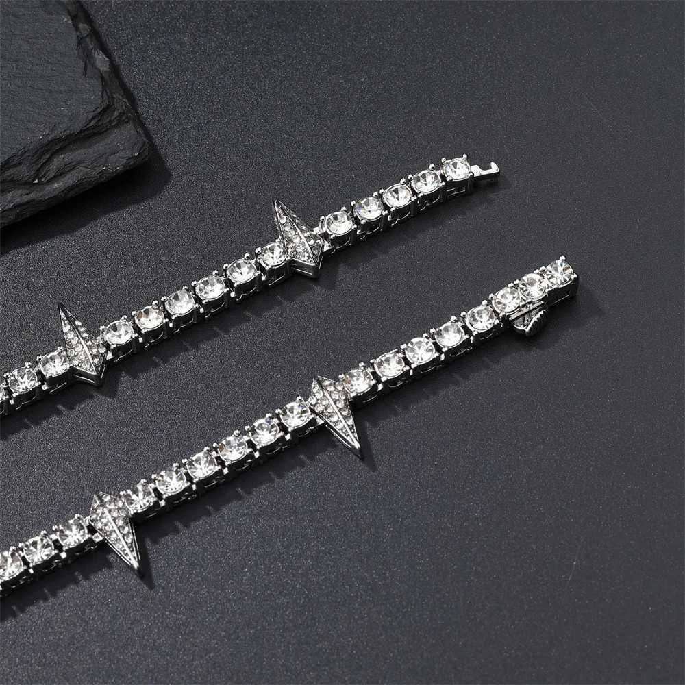 D Z Hip Pop 4MM Tennis Chain Dropwater Sparkling Ice Out Colored Water Diamond Necklace Suitable for Men Women Suffocating Jewelry Party Gifts Y250329