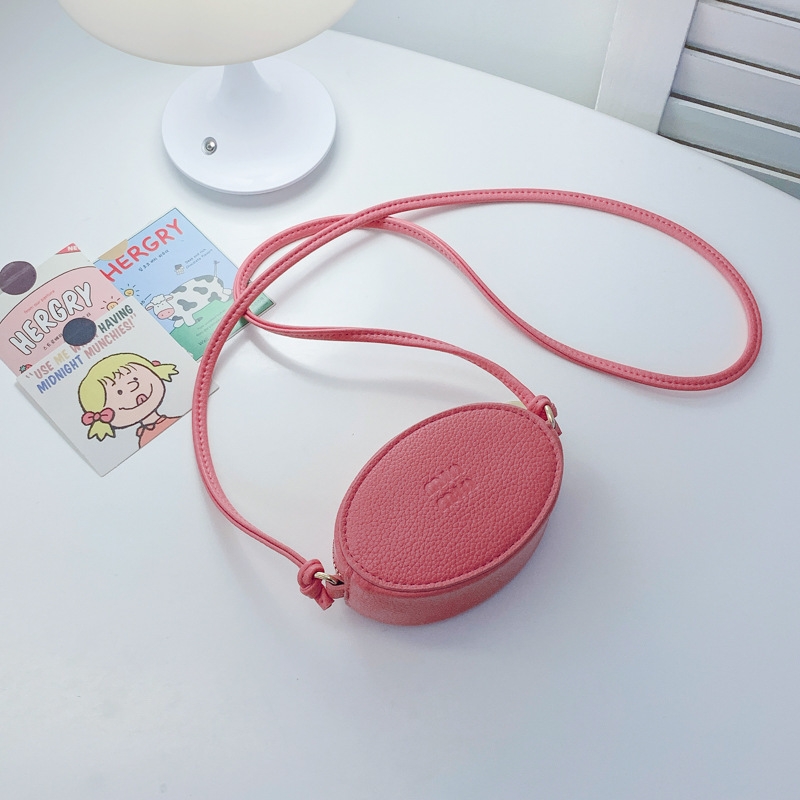 new stylish The 3 mini purse for girls is a simple solid color princess crossbody bag