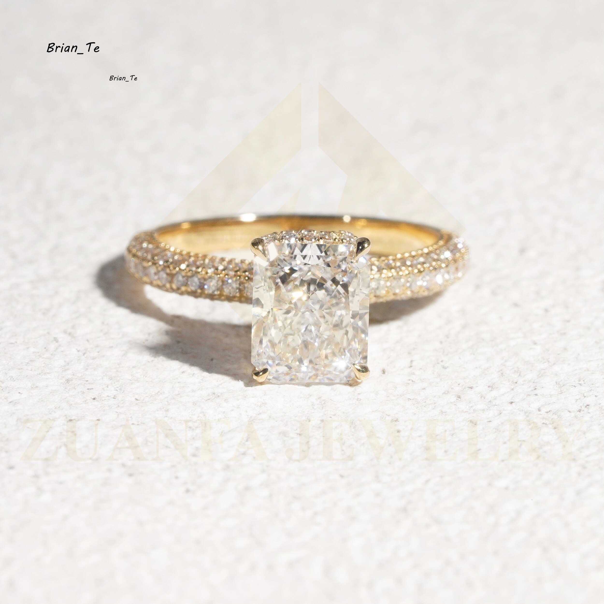 Radiant Cut D VS1 Lab Grown Diamonds Rings 18K Solid Gold Engagement Lab Diamonds Rings for Women