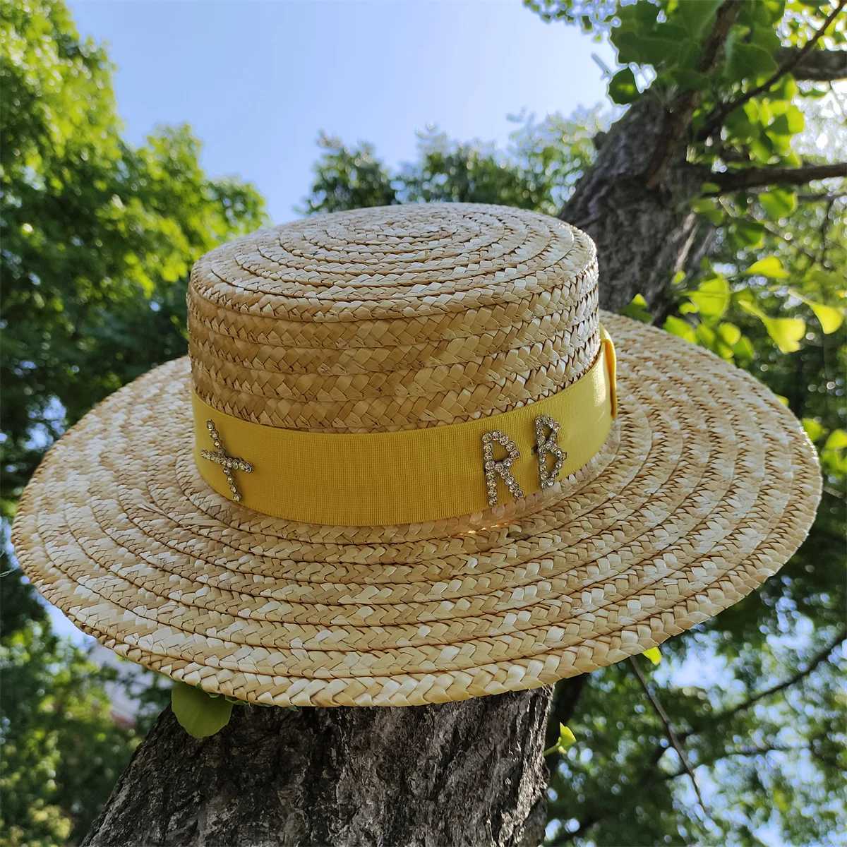 2023 Wheat Straw Flat Straw Hat Wens Wide Brim Hat Ladies Summer Seaside Beach Hat Water Diamond Accessories Sun Hat X250329