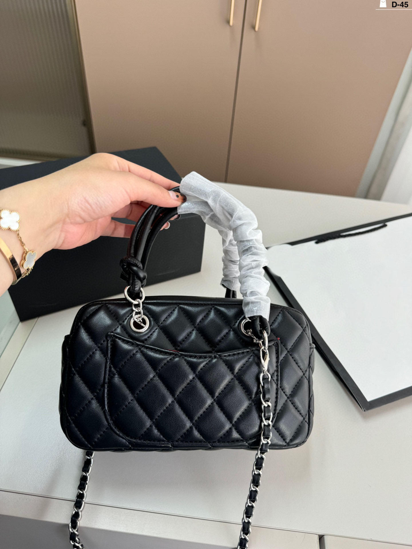 Multi-Functional Women's Handbag - High Quality Shoulder Bag & Crossbody Purse Convertible Design + Free Accessory