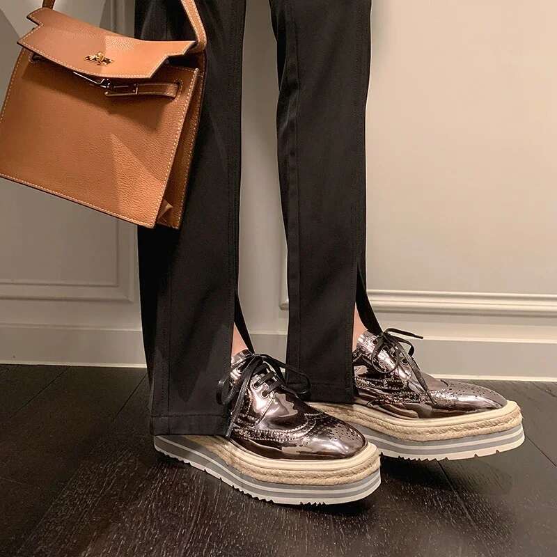 Classic Brogue Carved Patent Oxford Shoes Genuine Leather Wedge Heels Thick Bottom Women's Fashion Lace Up Spring Pumps