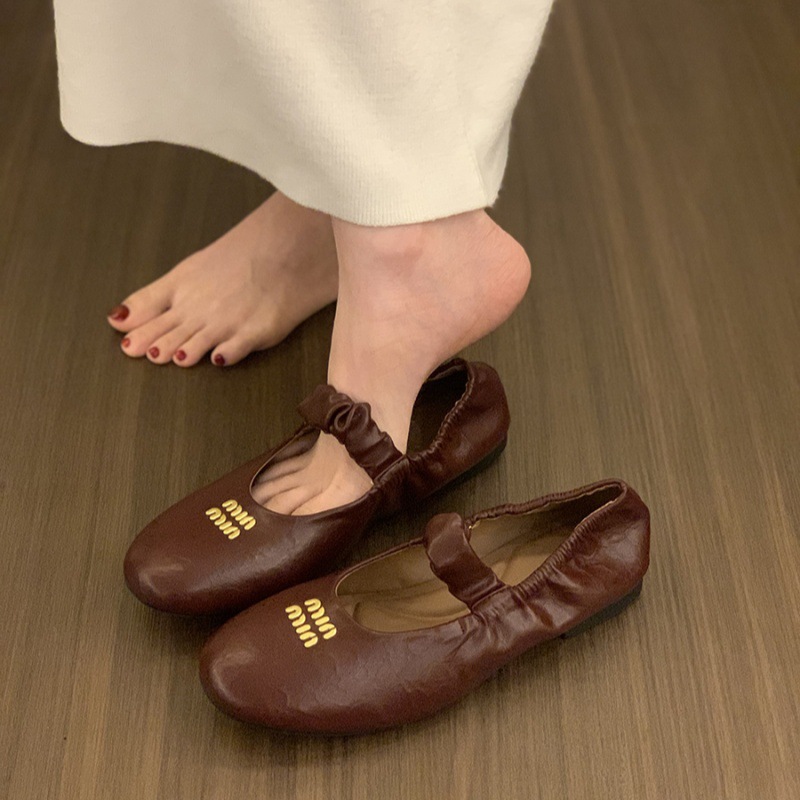 designer shoes 2025 Korean version wrinkled retro round-toe shallow-mouth single shoes for women style grandma shoes flat bottom Angora red Mary Jane 