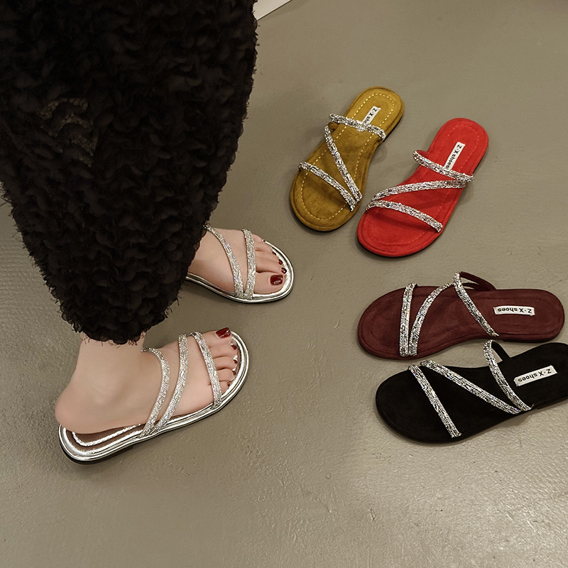 Designer free Shipping slippers One line cooldown Flat bottomed sandals rhinestone Versatile external shoes HOT 2025