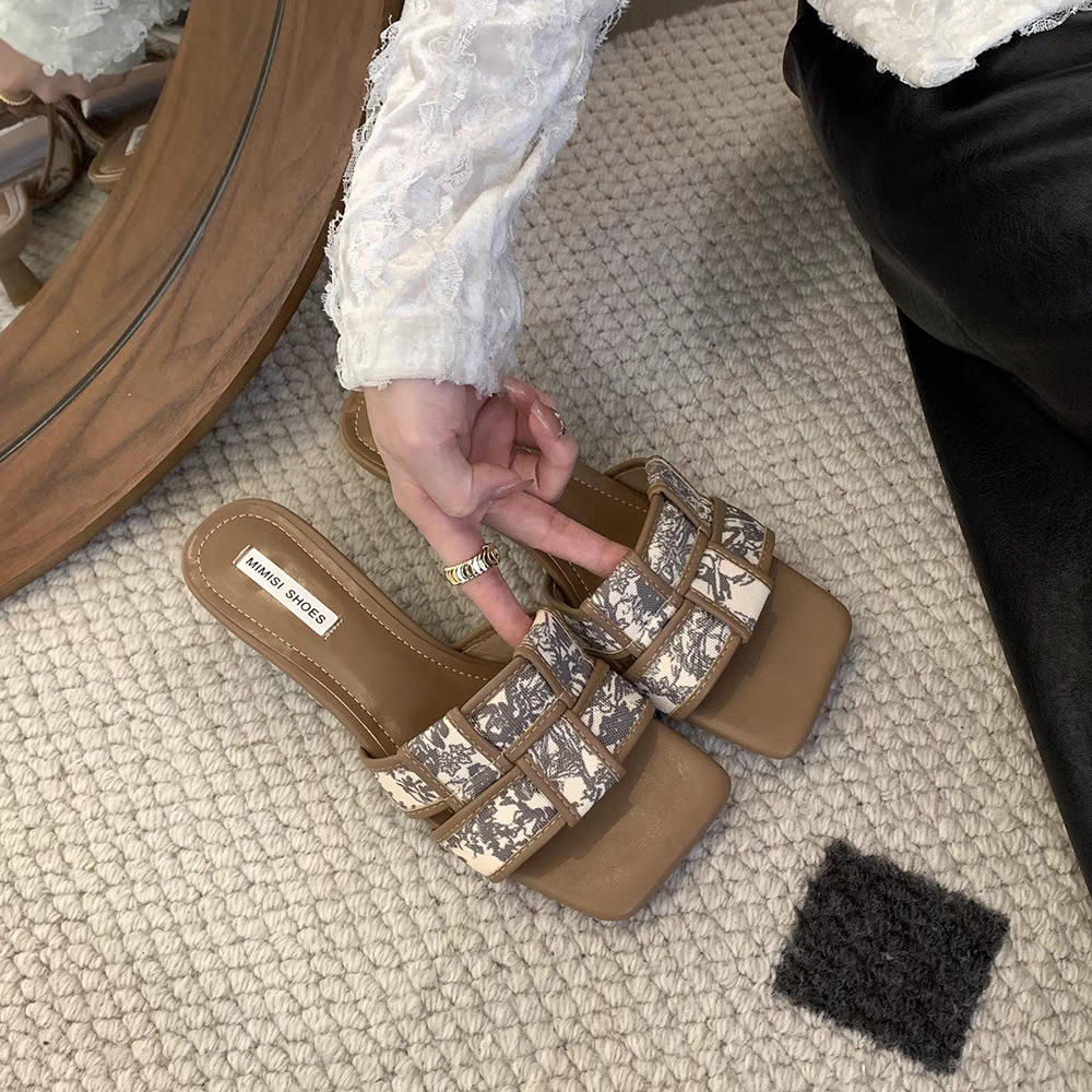 free Shipping Designer Slippers with fine heels One character high-heeled sandals Ladies wearing outerwear ourist beach slippers 2025