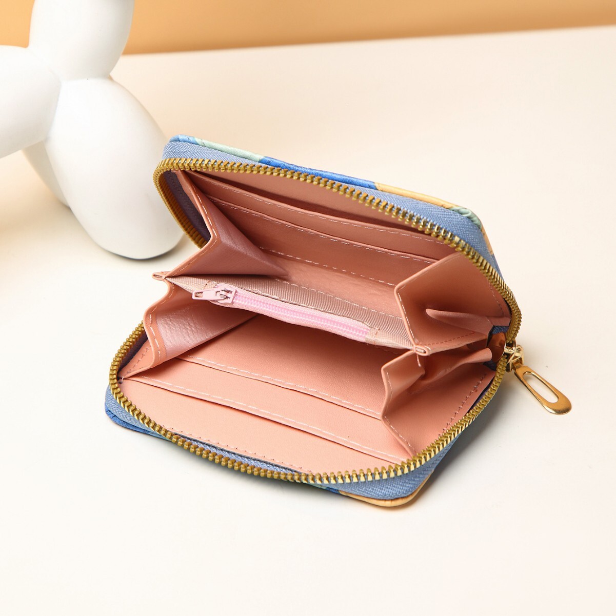 Designer Bag New Lingge Women's Card Bag Fashion Color Blocked Zero Wallet 2025 Leisure Wallet Short Personalized Handheld Small Bag