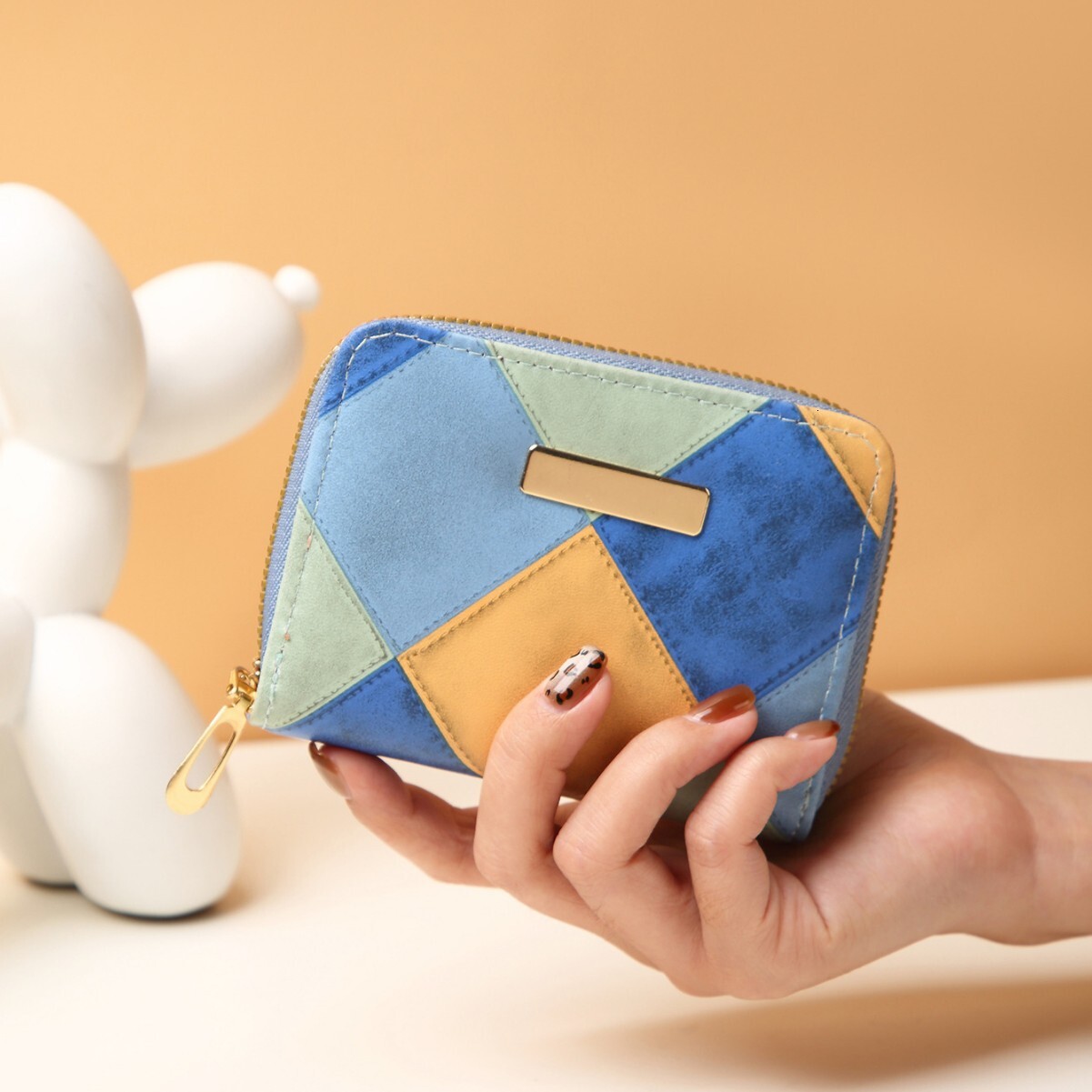 Designer Bag New Lingge Women's Card Bag Fashion Color Blocked Zero Wallet 2025 Leisure Wallet Short Personalized Handheld Small Bag