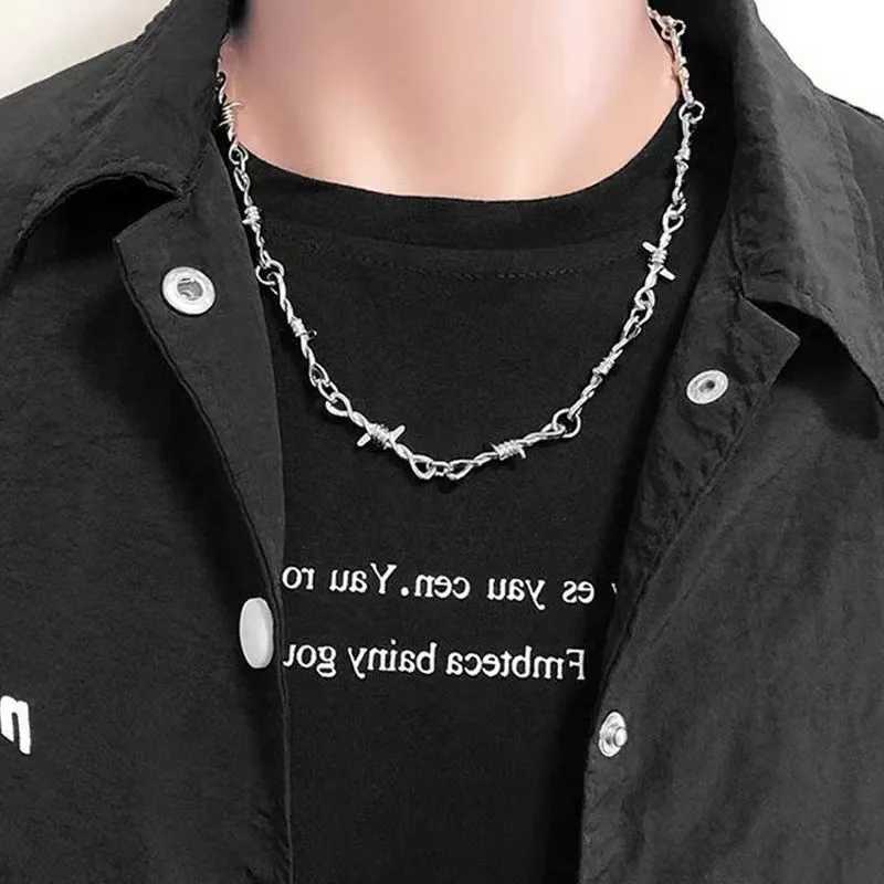 New mini spike iron unisex necklace ladies hip-hop gothic punk style barb small spike chain gift collar Y250329