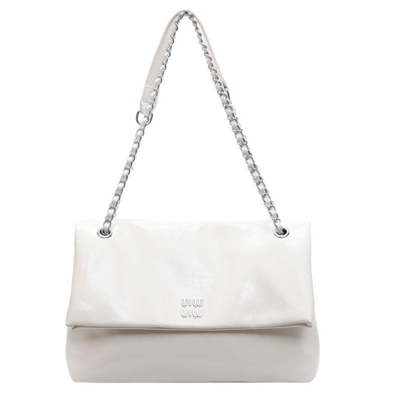 Large capacity bag Ladies new popular niche design shoulder bag spring commuter chain small square bag 2025