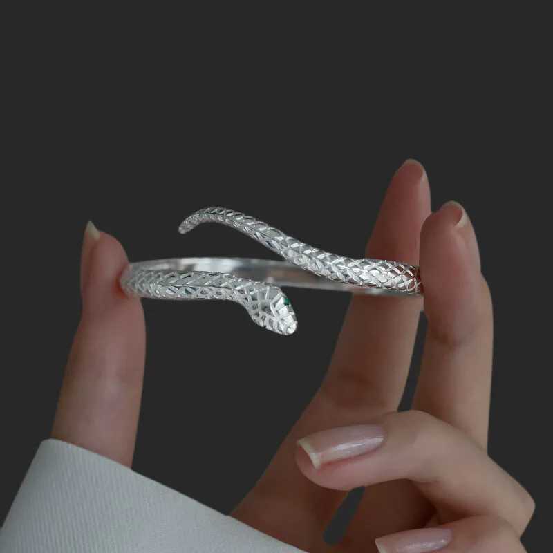 Fashion Originality Personalized Snake Open Cuff Bracelet and Bracelet Suitable for Women Fashion Girls Daily Party Jewelry Friends Creative GiftsT250