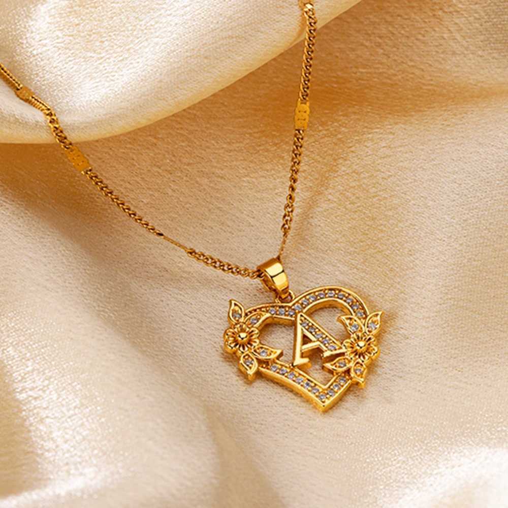 Female Heart Initial Letter Necklace Gold Stainless Steel Chain A-Z Letter Pendant Necklace Birthday Jewelry Gift Y250329
