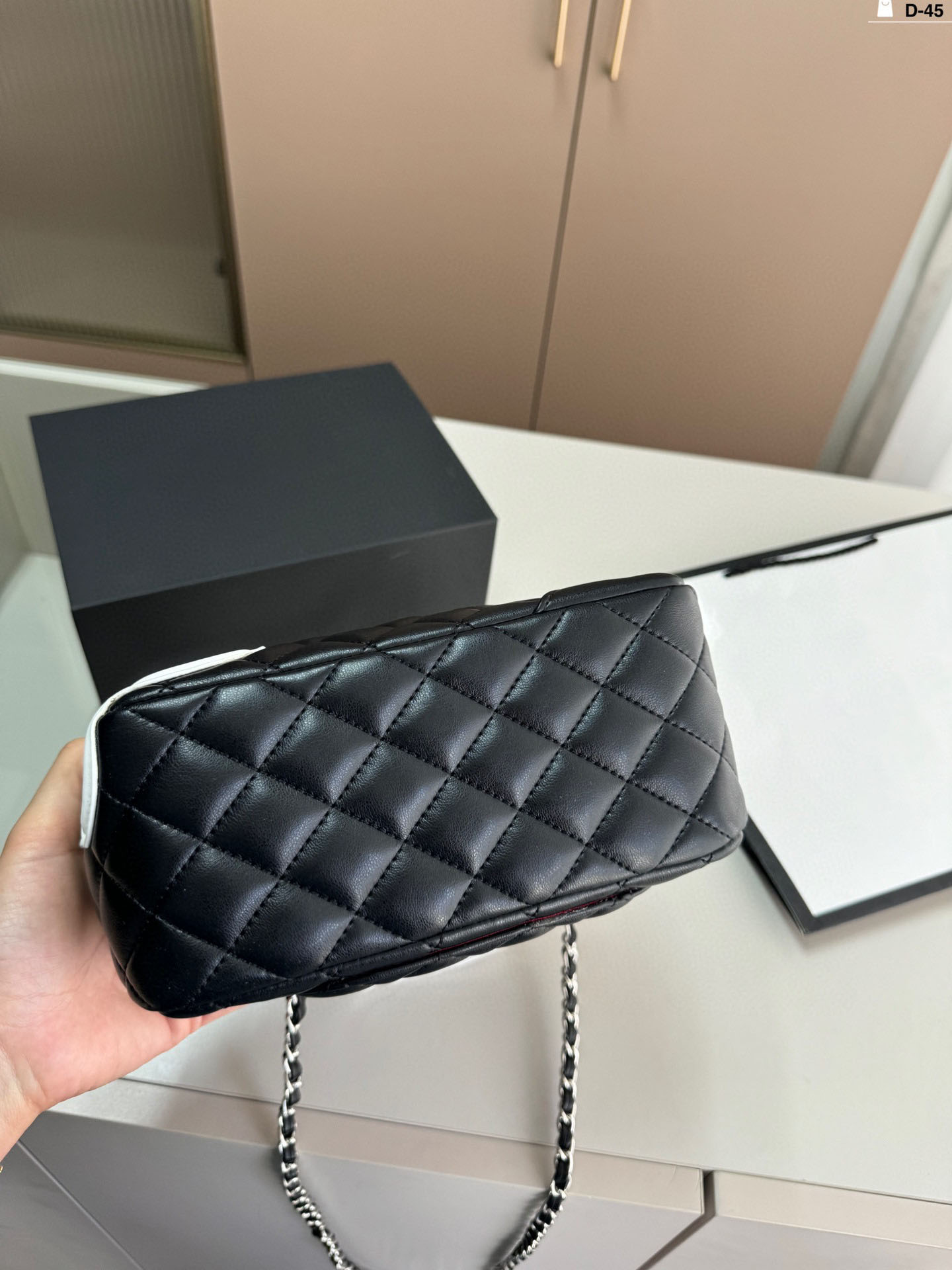 Multi-Functional Women's Handbag - High Quality Shoulder Bag & Crossbody Purse Convertible Design + Free Accessory