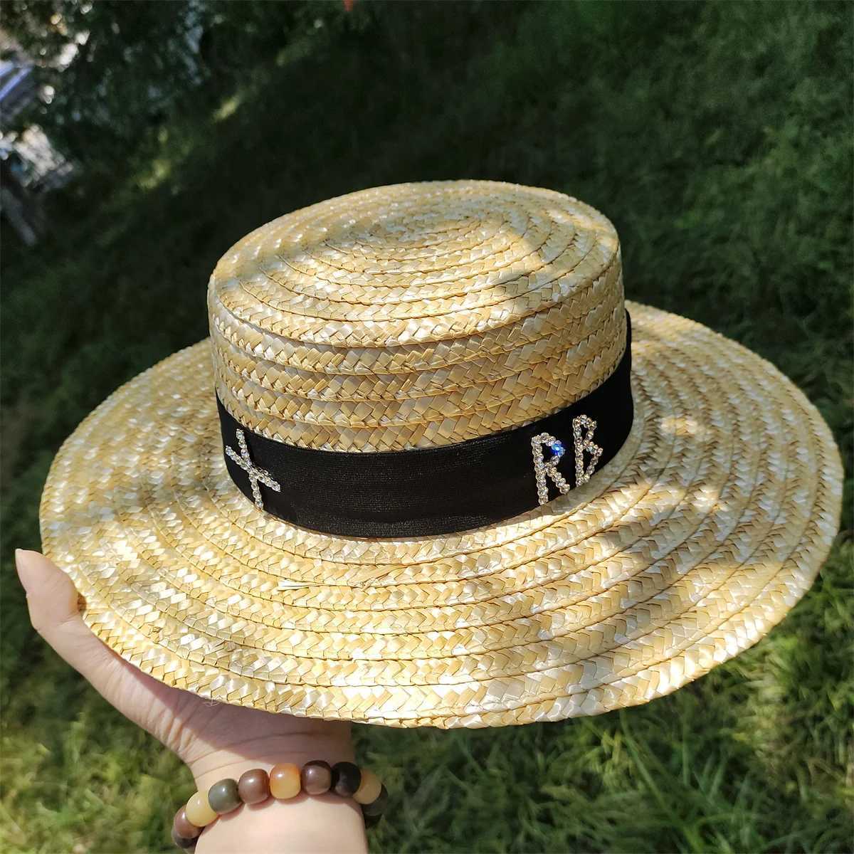 2023 Wheat Straw Flat Straw Hat Wens Wide Brim Hat Ladies Summer Seaside Beach Hat Water Diamond Accessories Sun Hat X250329