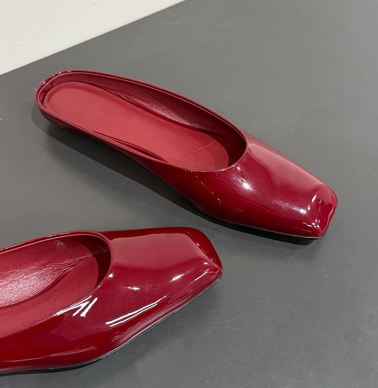 Designer Sandals Sheepskin Square Flat One Foot Slippers Lazy Casual Toe French Half Slippers Women's Summer Beach Sandals