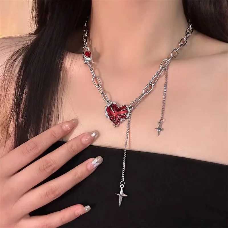 New red heart decal star tassel necklace for womens high-end sensory sweet cool Y2K luxury hundred necklace party jewelry gift Y250329