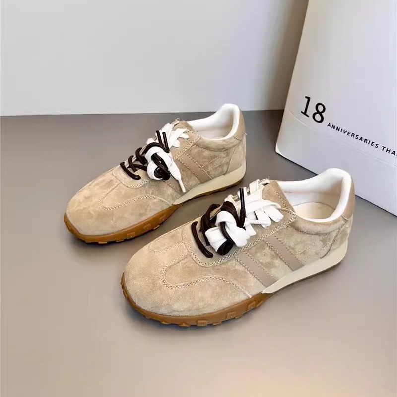 designer shoes 2025 Retro suede flat women's German training shoes style for early autumn double shoelaces fashionable casual shoes soft sole sho