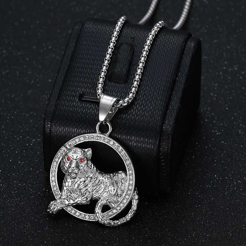 Hot Hip Hop Street Jewelry Stainless Steel Gilded Zircon Red Eyes Twelve Zodiac Tiger Pendant Necklace Mens Gift Accessories Y250329
