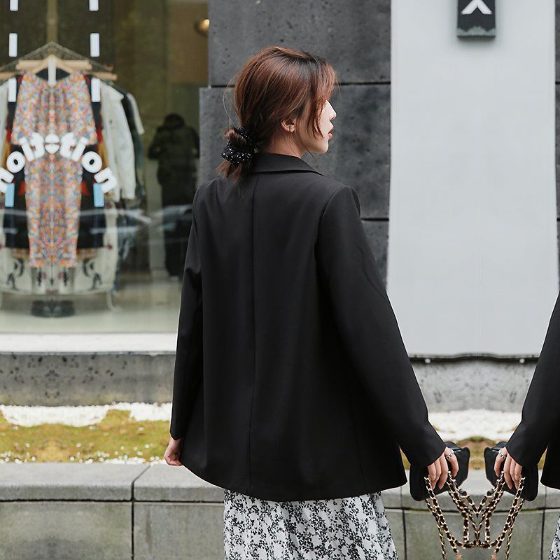 P329Stylish Ladies' Mini Blazer Jacket | Chic and Sophisticated School Wear Ideal for Cool Seasons