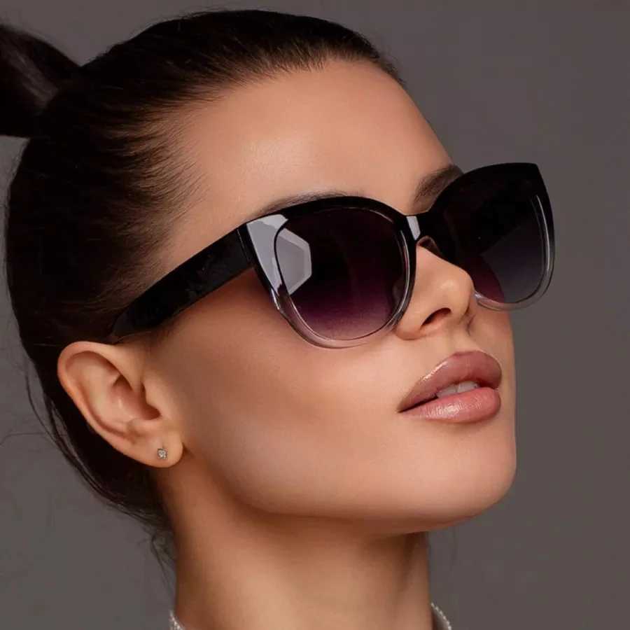 2025 NEW Trendy and Fashionable Cat Eye Large Frame Gradient Sunglasses for Men and Women Z250411