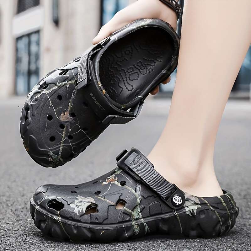 designer Men's sandals slippers Camouflage ClogsComfortable Footwear Design Sole Material Summer Slipons high quality