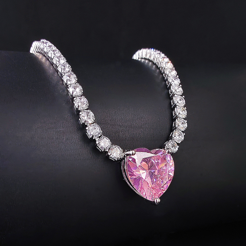 Choucong Brand Heart Pendant Luxury Jewelry 18k White Gold Fill Round Cut White 5A Cubic Zircon CZ Diamond Tennis Sweet Cute Women Wedding Necklace Gi