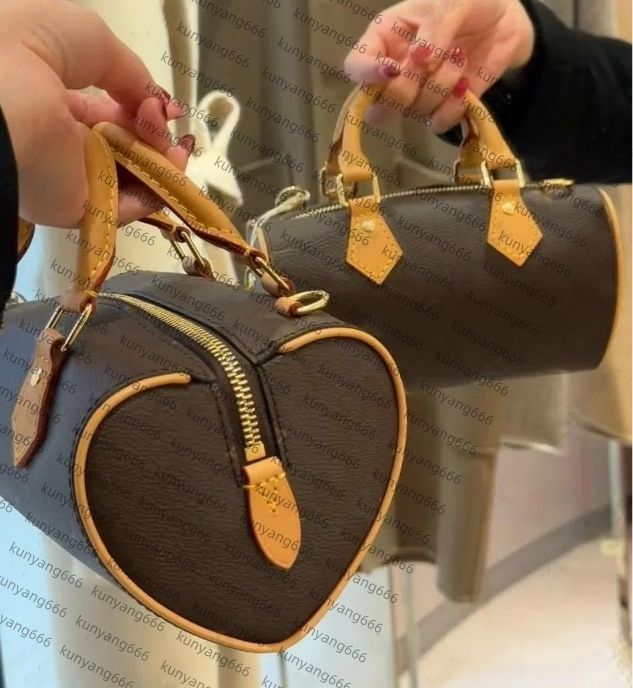 Designer bag shoulder bags Crossbody Love Dating Tote wallet bag Women mini 16CM Leather Handbags Women bags