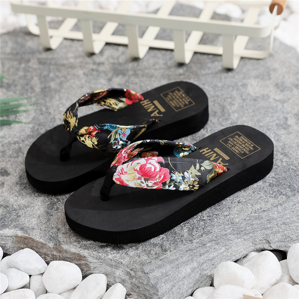 Designer Sandals Niche Butterfly Rhinestone Flat Bottom Women's 2025 Spring New Style Fairy Style Silver Buckle Strap Fashionable Women's Fl