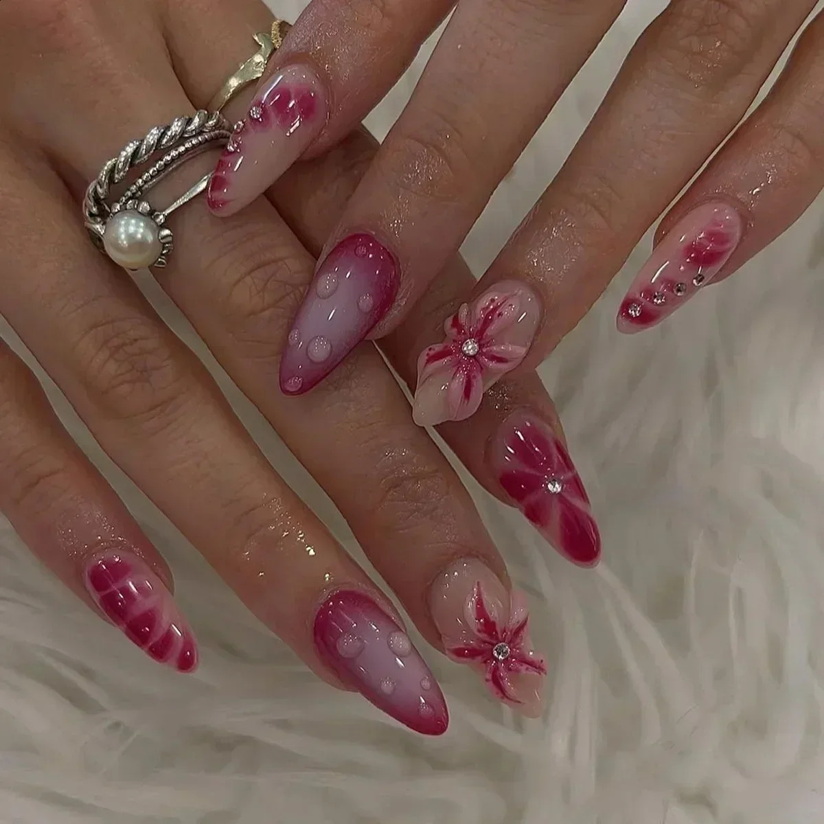 24Pcs Sweet Cool Almond Nail Set Press on Acrylic Nails 3D Floral Butterfly Fake Nail Full Cover French Tip Artificial Nails Art 250328