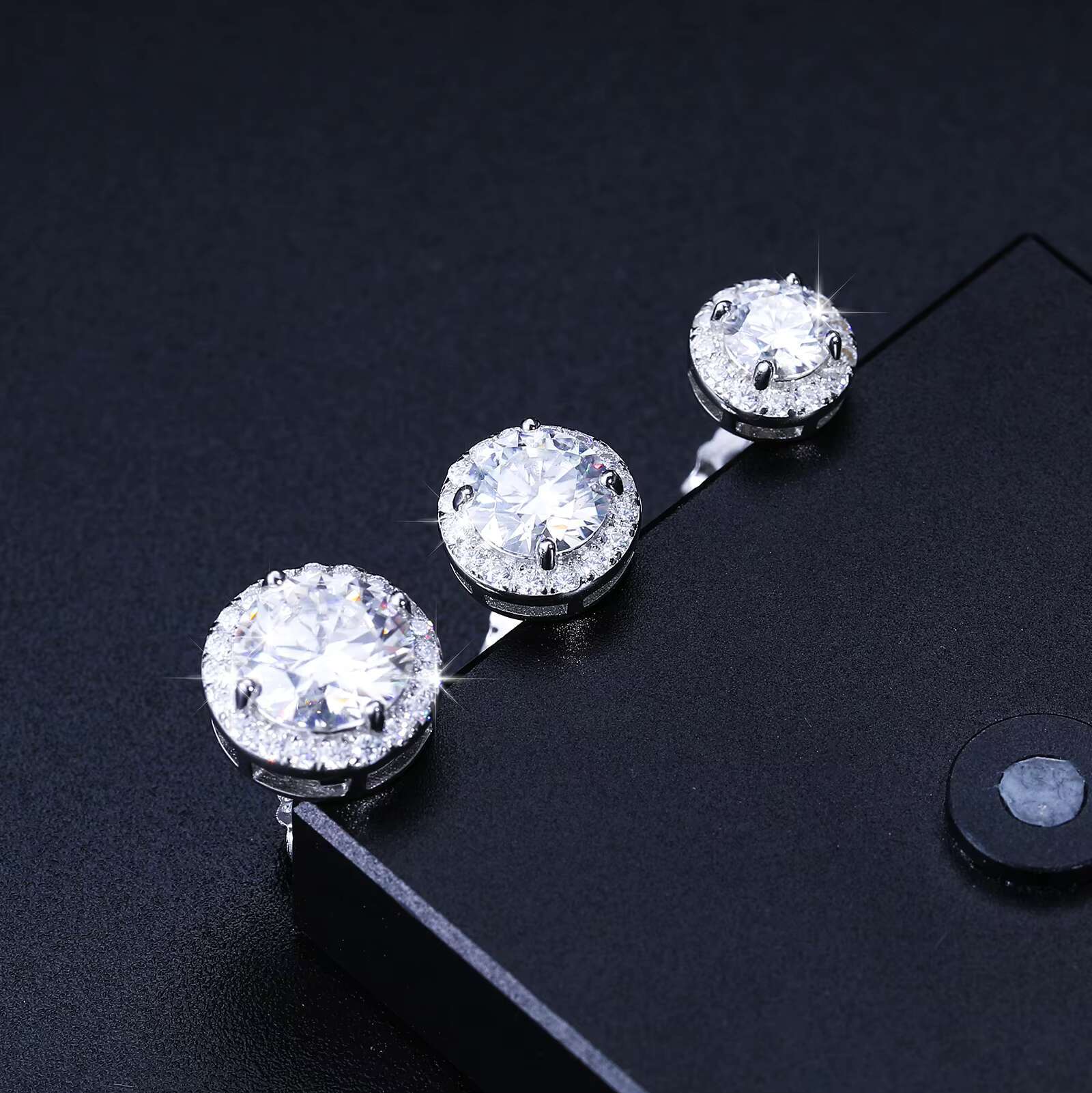 Pass Tester Fashion 5mm-8mm White Gold Sterling Sier VVS Moissanite Dia Push Back Halo Stud Earrings Men Women