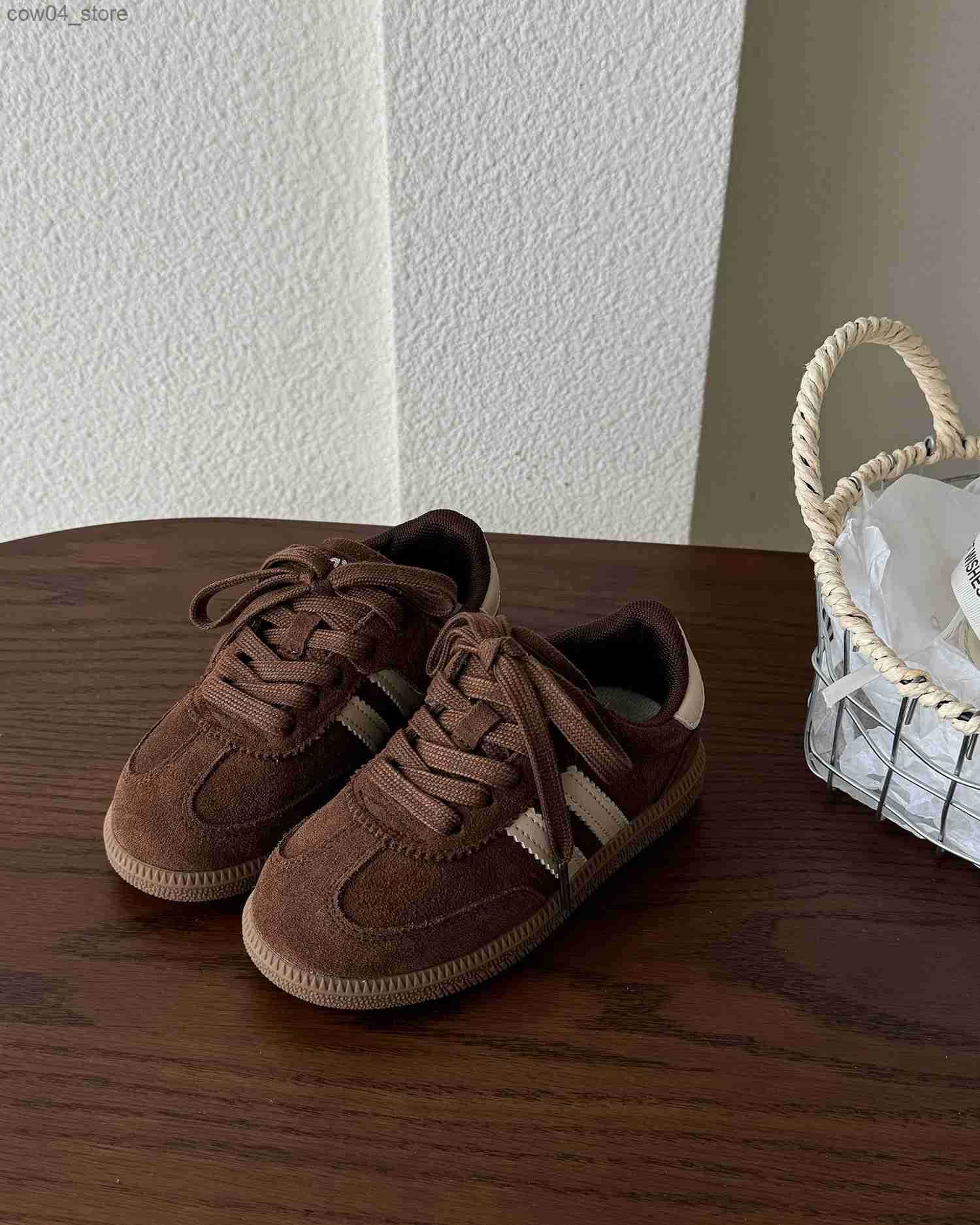 Athletic Outdoor Korean Version Childrens Multi-color Board Girls Frosted Real Leather Training Boys Soft Soled Velcro Casual Shoes Y2503304BBV XJ2603