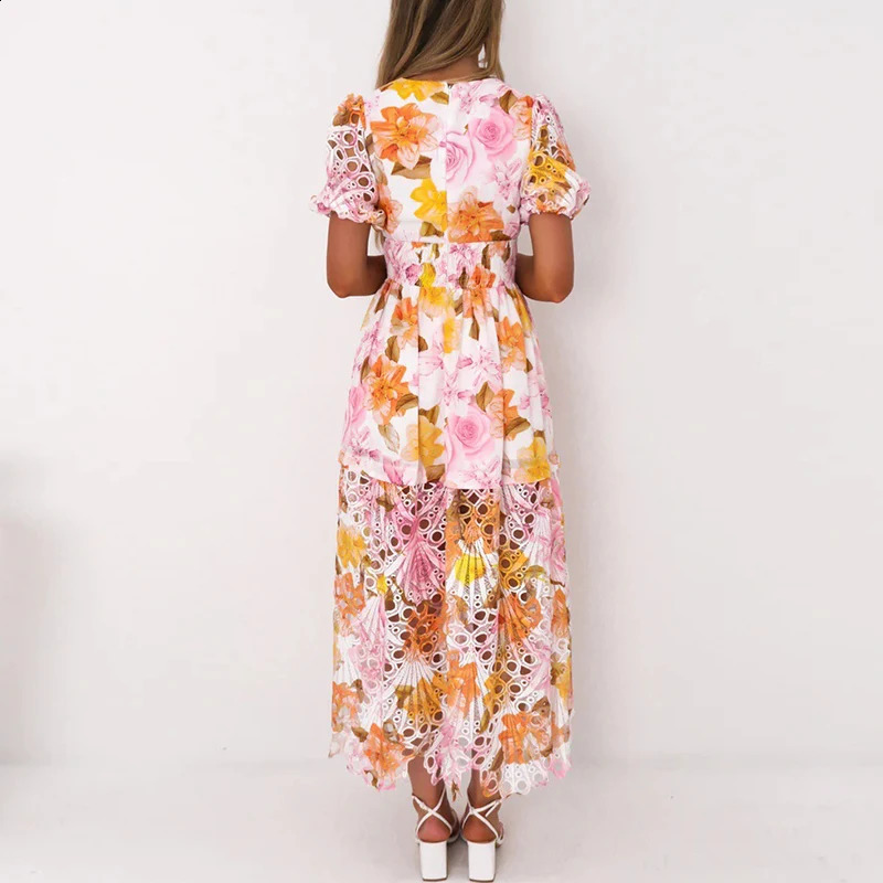 Warm short sleeved Bohemian long dress embroidered retro summer floral print party dress for women V-neck stitched waist dress 250328