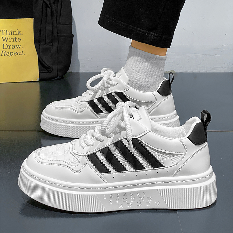 Trendy Men's 2025 Spring Summer New Collection Casual White Sneakers Minimalist Comfortable skate shoes Breathable Versatile hot Sporty Outdoor W