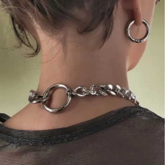 1 fashionable round geometric hollow punk personality silver heavy chain necklace for womens parties daily gift jewelry Y250329