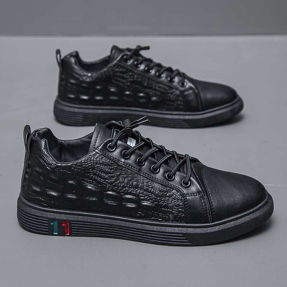 Men's shoes designer Black Comfortable Crocodile Texture Red Accents for Outdoor Walking Attire Casual Outdoor Shoes Street Style Sneakers