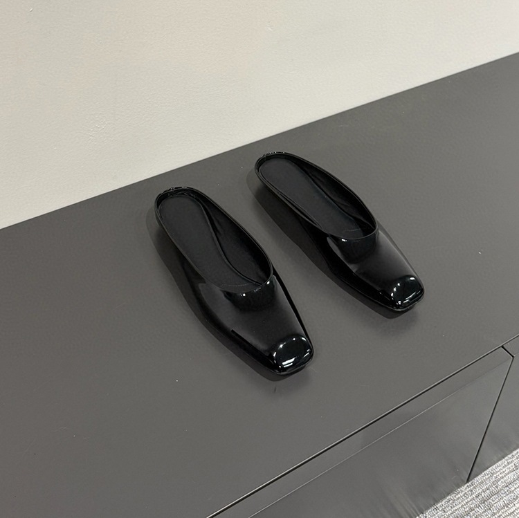 Designer Sandals Sheepskin Square Flat One Foot Slippers Lazy Casual Toe French Half Slippers Women's Summer Beach Sandals