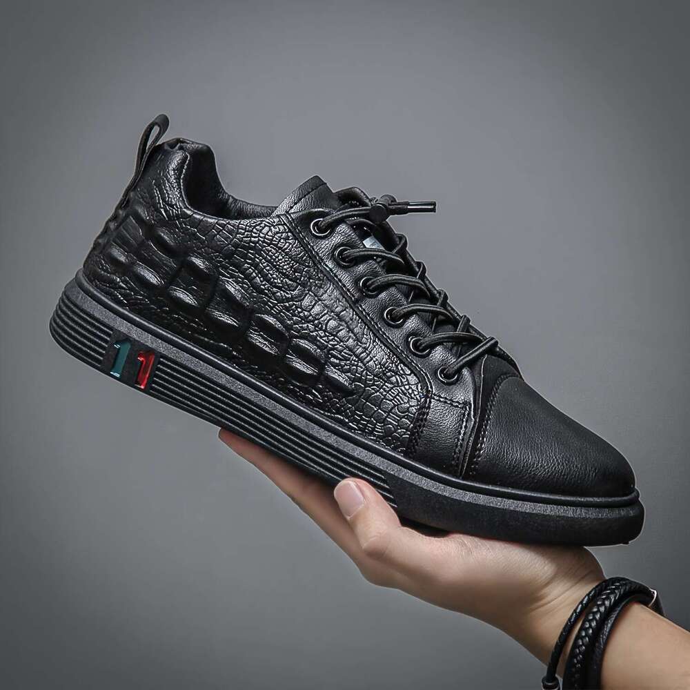 Men's shoes designer Black Comfortable Crocodile Texture Red Accents for Outdoor Walking Attire Casual Outdoor Shoes Street Style Sneakers