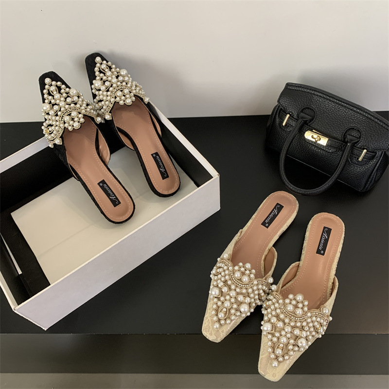 Designer Sandals New Light Luxury Pointed Diamond Pearl Shoes Women's Flat Shoes Baotou Half Slippers Women's Sexy Style Sandals